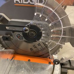 Miter Saw RIDGID 