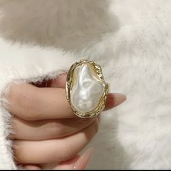 Beautiful Pearls Rings 