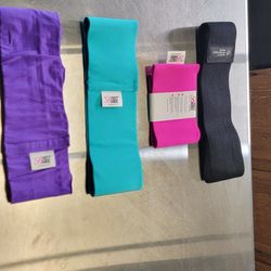4 Booty Bands. Work It Gurl!!