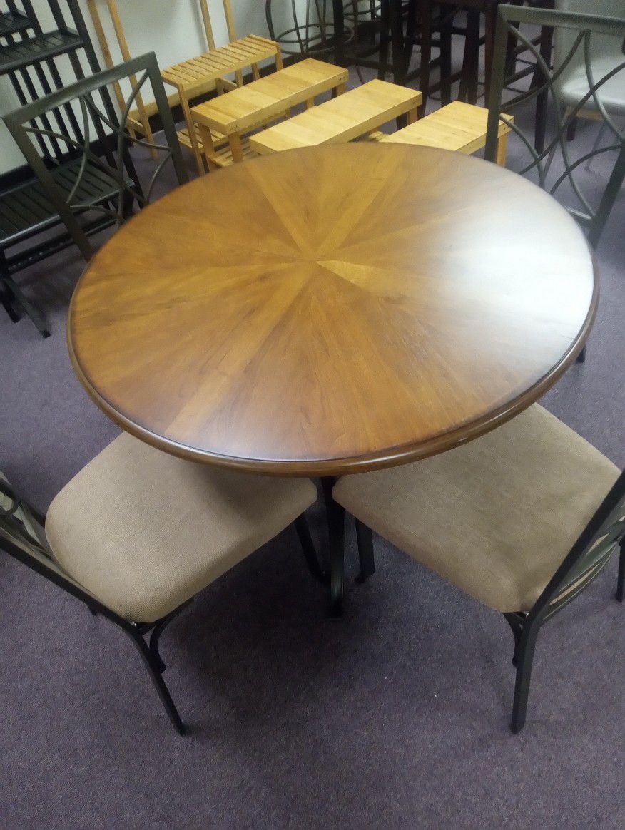 5 Piece Dining Table Set 