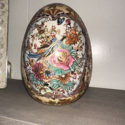 Large Vintage Decorative Egg