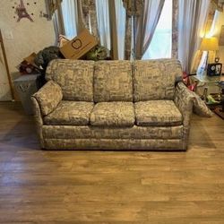 Couch/Bed 