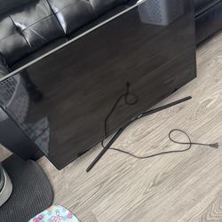 Samsung Smart TV 48 in