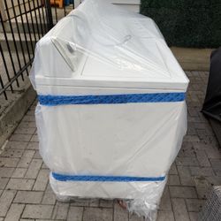 Maytag Electric Washer And Amana Gas Dryer 