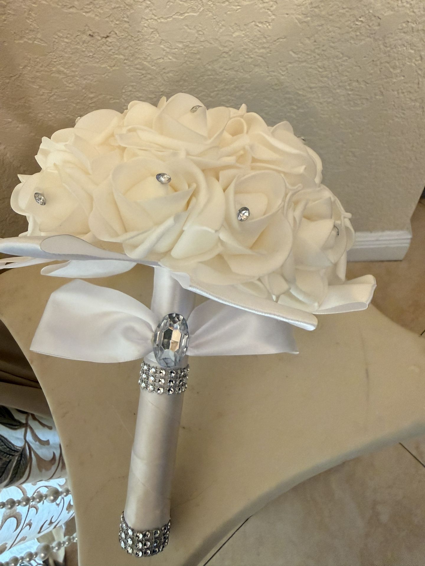 Ivory And White Hand Bouquets: For Weddings, Quinceañeras, Single Bridesmaids, 11’’h X 23’’ W  With Sparkling Silver Ties.