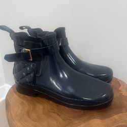 Hunter Chelsea Quilted Short Boots w/Buckle Size 7 Aubergine Purple