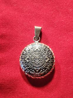 Aztec calendar pendant sterling silver
