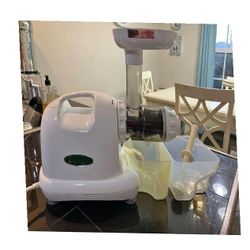 high order Omega Juicer Fresh Juice All Day