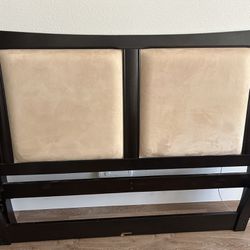 Black Full Size Frame With Headboard