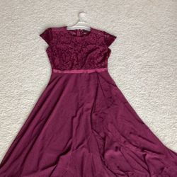 MIUSOL Brand Like New Flowy Dress, Size M, Wine Color 