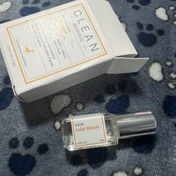 Clean Solar Bloom Roll On Perfume 