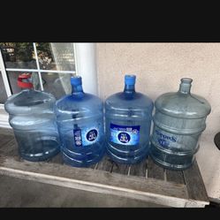 Water        Jugs 4x 20
