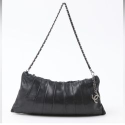 Auth Vintage Chanel Purse bag Clutch black lambskin leather 2002