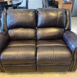 Reclining Loveseat 