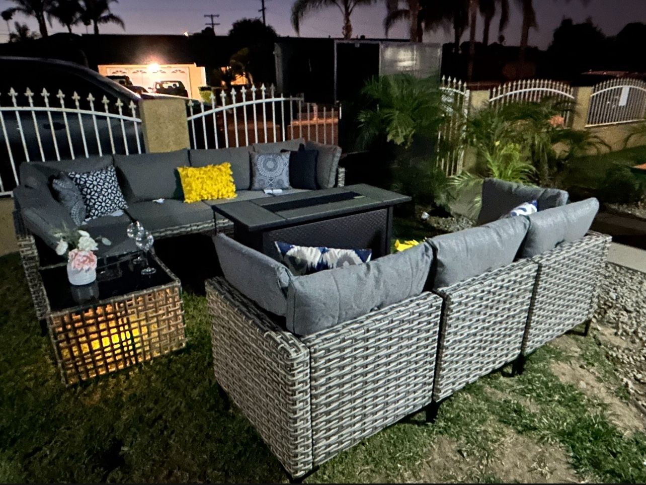 Brand New Patio Outdoor Furniture Set With Fire Pit 