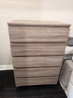 5 Drawer Dresser