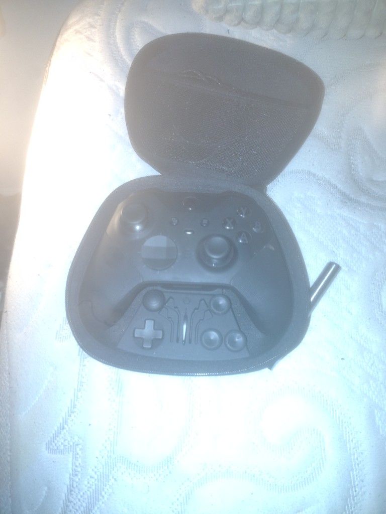 Xbox Controller And Game 