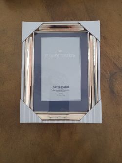 Silver Photo Frame.  New Condition  5x7