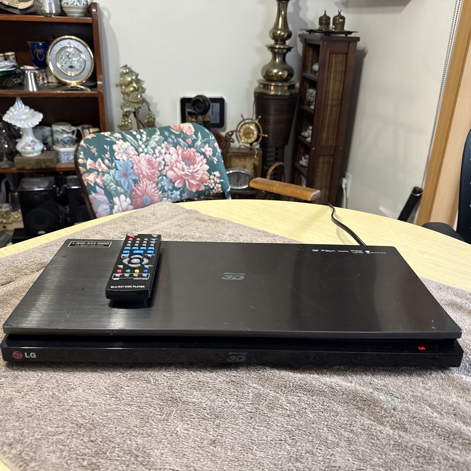 LG BP730 3D Smart Blu-Ray Disc DVD Player Built in WiFi with Remote - Black