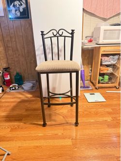 Nice Heavy Duty Bar Stool