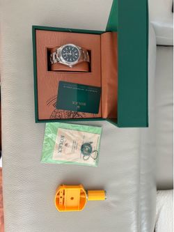 Men’s wrist wear