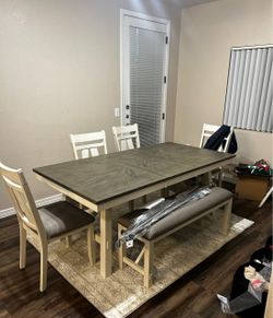 Dinning Table / comedor