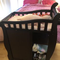 Baby changing table with shelves and draws