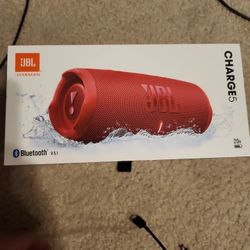 JBL Charge 5