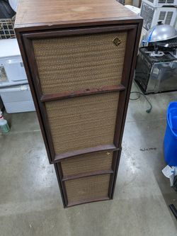 Vintage Wharfedale Dovedale Speakers *Need Repair*