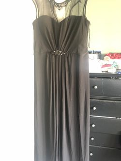 black dress very nice $20 sz 16