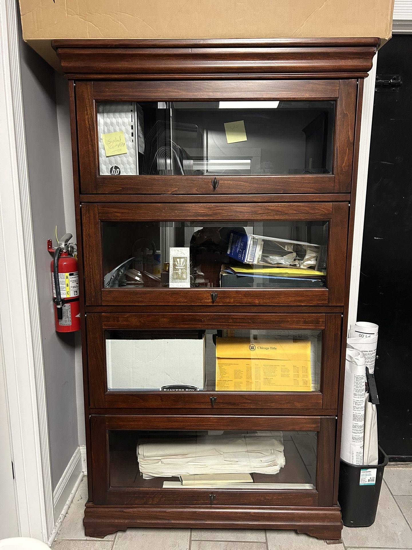 Wooden Storage Cabinet/ Bookshelf