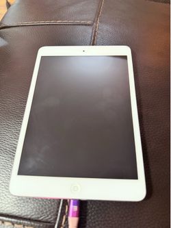 Pre-Loved Apple iPad mini 1st Gen. 16GB, 7.9in - Space Gray