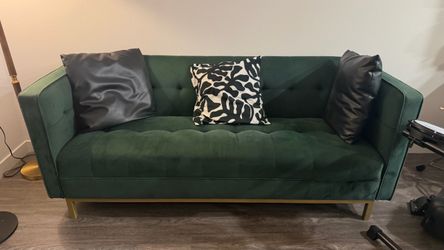 Emerald Green Velvet Sofa & Accent Chairs Set