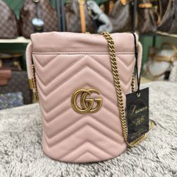 Gucci Mini Bucket Bag 