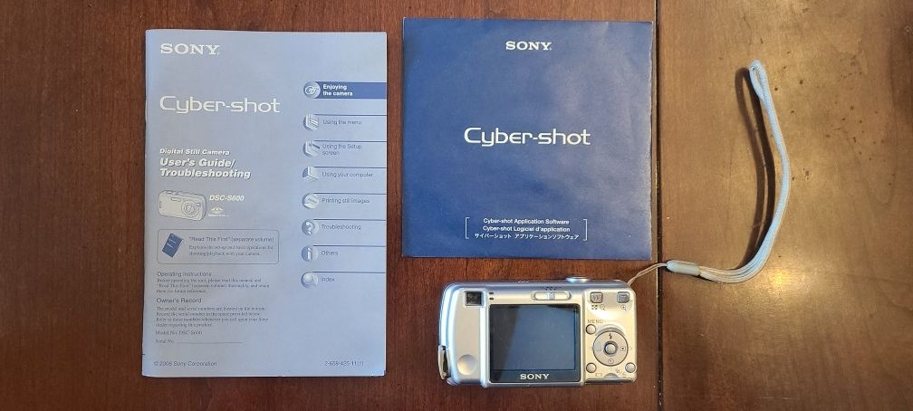 Sony Cybershot DSC-S600 6MP Digital Camera With 3x Optical Zoom