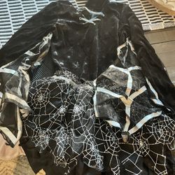 Halloween Costumes 