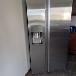 Free Fridge - Doesn't Work 