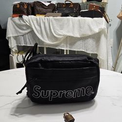 Supreme Shoulder Bag -BLACK (FW18)