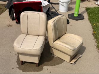 Boat seat