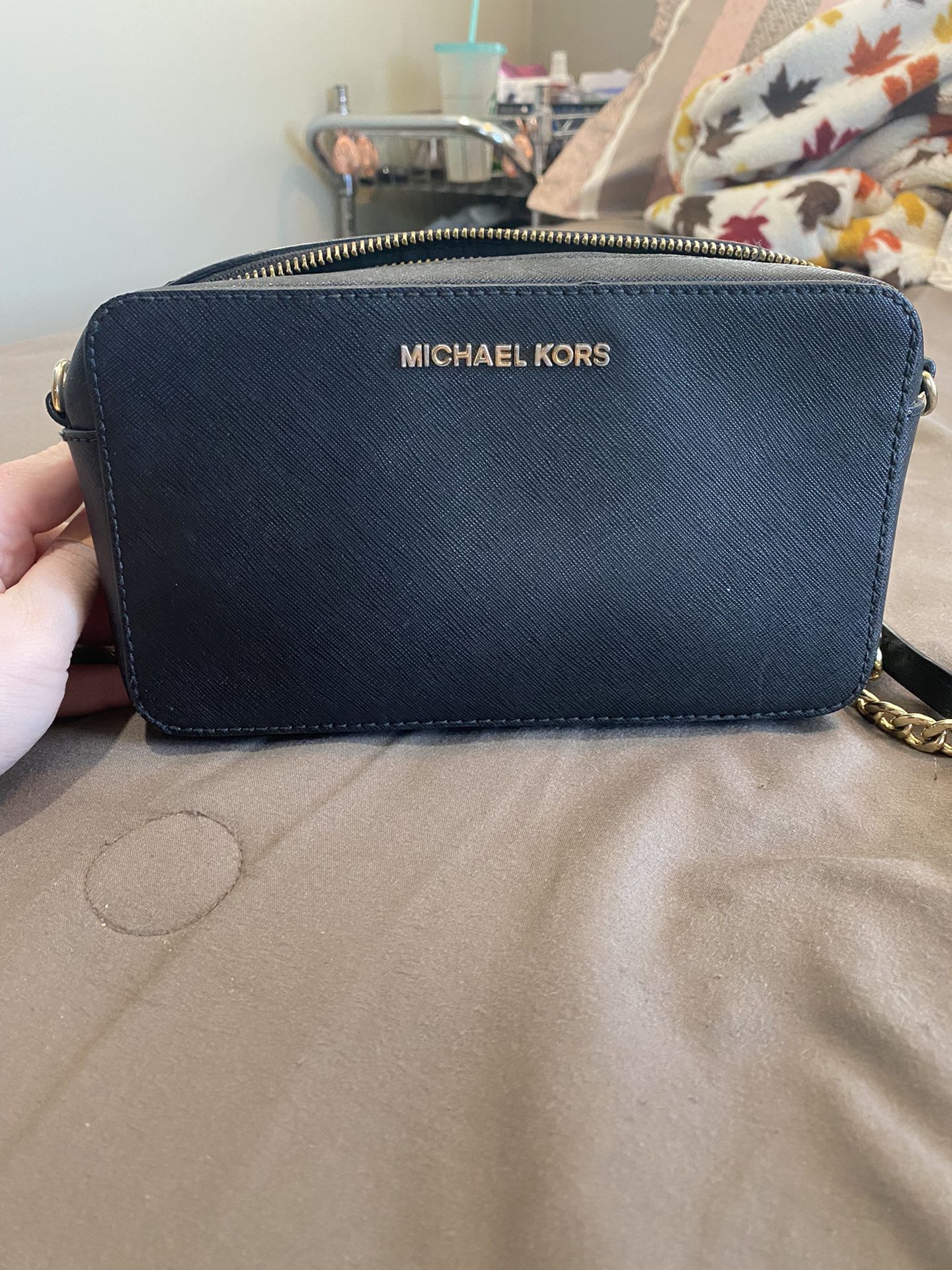 Michael Kors BRAND NEW! Red/White Purse Gold-Chain-Accent-Strap  SAME-AS-STORE!! for Sale in Fort Lauderdale, FL - OfferUp