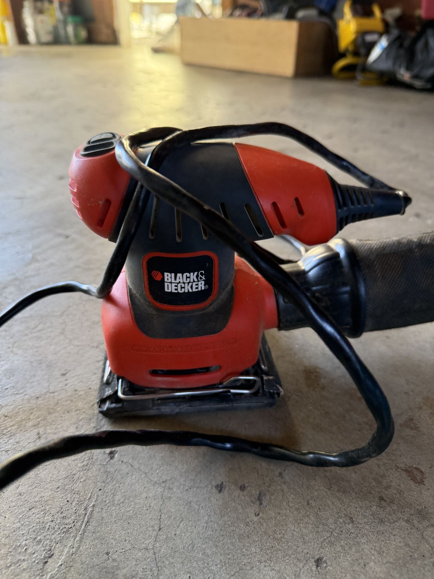 Black Decker sander