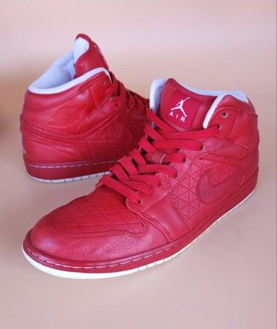 Jordan 1 Phat Premier Varsity Red Size 11.5