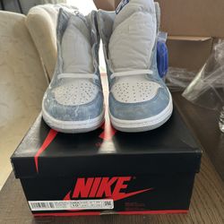 Nike Air Jordan 1 Hyper Royal Blue Size 10.5 Brand New