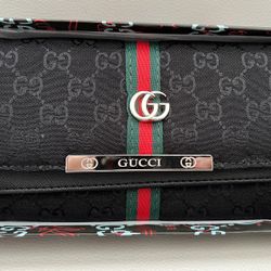 G.u.c.c.i Black Wallet 