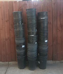 nursery Pots / Planters,
5 Gal