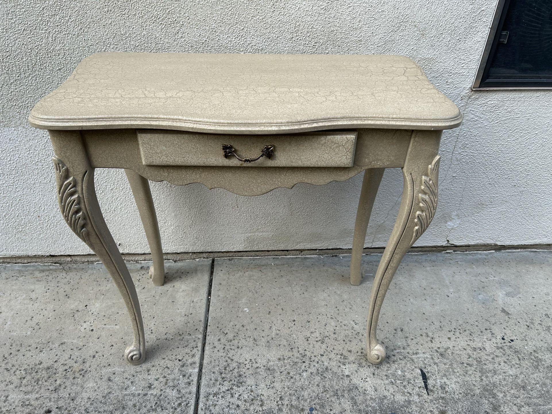 BEAUTIFUL OLD WORLD LONG LEG TABLE WITH SMALL STORAGE DRAWER LIKE NEW