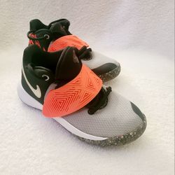 Nike kyrie kids deals