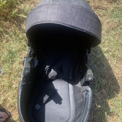 Graco 3 In 1 Car seat And Stroller 