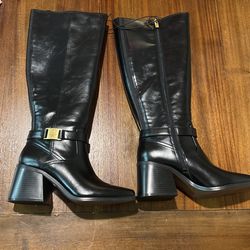 Black Boots