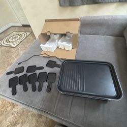Electric raclette grill - like new